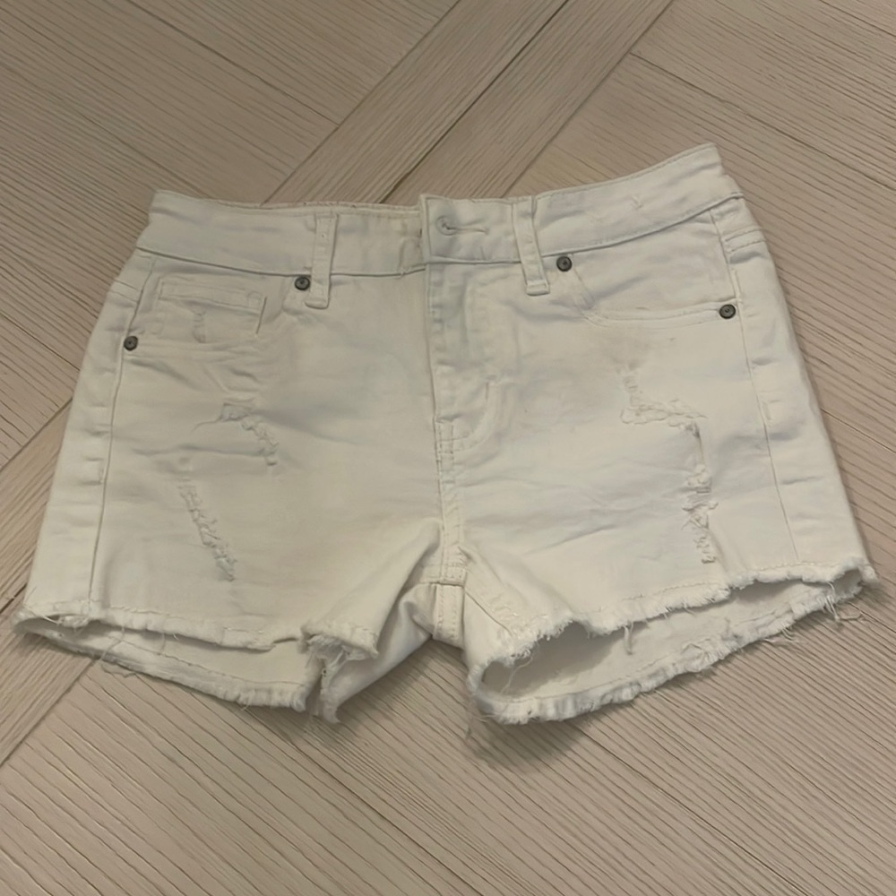 RSQ white venice mid rise jean shorts size 12. EUC